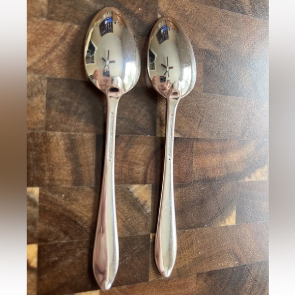 Tiffany & Co. Faneuil Sterling Silver 4.25” Teaspoon Set from 1910s with Dustbag - Picture 12 of 13